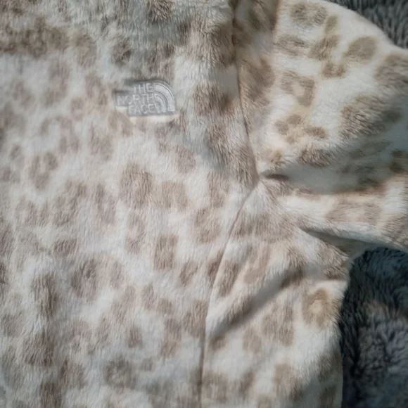 Women's leopard print North Face fleece zip up - Picture 4 of 4